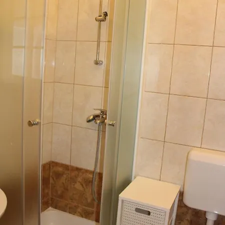 Apartman Vedrana Pakostane