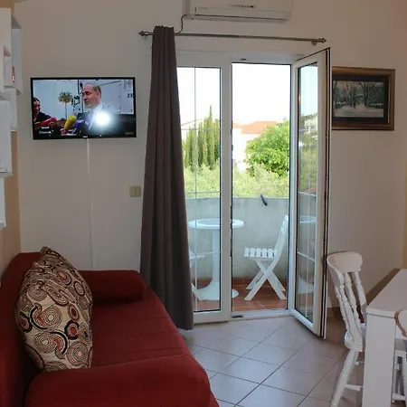 Vedrana Apartman *