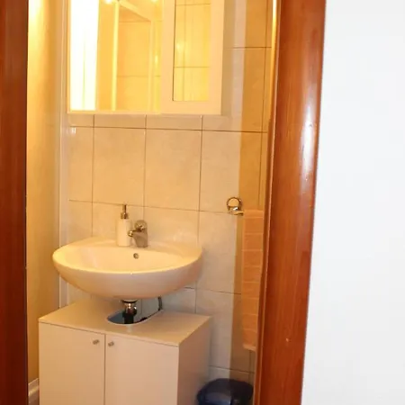 Apartment Vedrana *