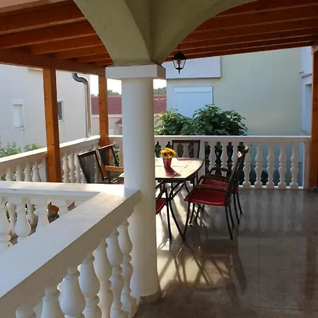 Appartement Vedrana Pakoštane