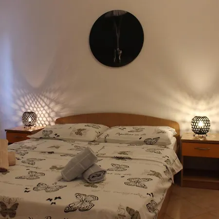 Vedrana Apartment
