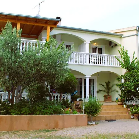 Appartement Vedrana Pakoštane