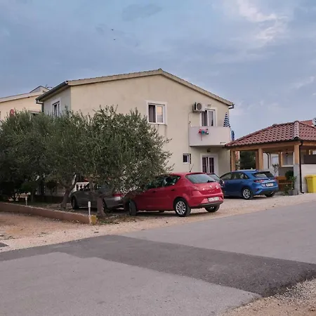 Appartement Vedrana Pakoštane